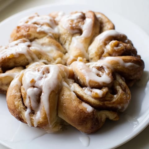 Cinnamon Roll Pull-Apart